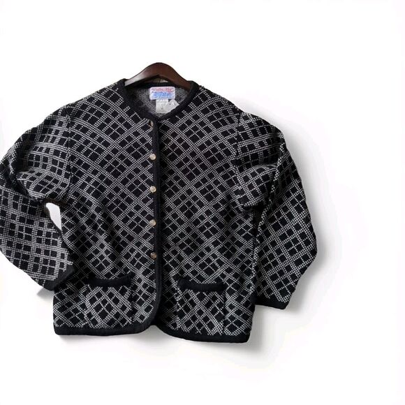Vintage Tally-Ho Woman's M Knit Cardigan Sweater Black & White Argyle Print - Picture 1 of 9